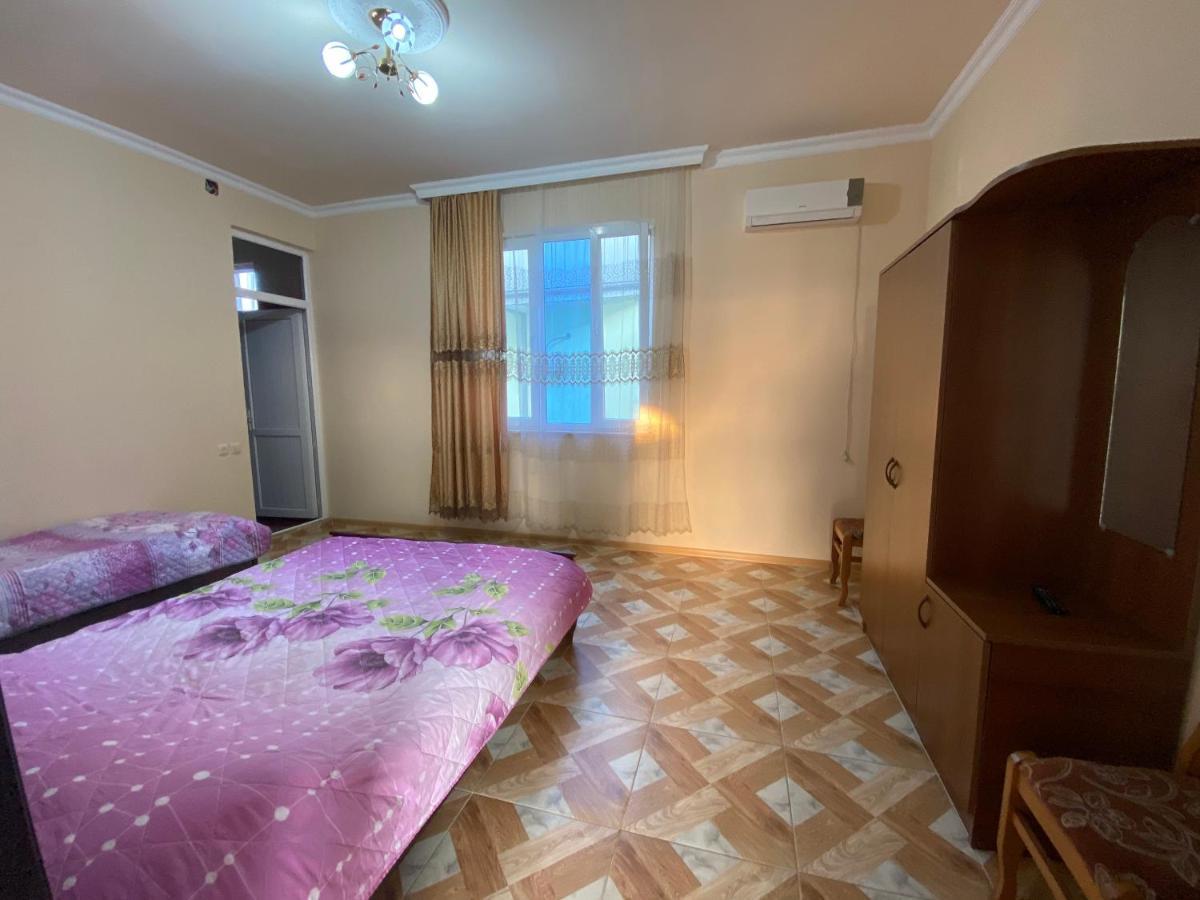 Beliy Dom Hotel Kvariati Bagian luar foto